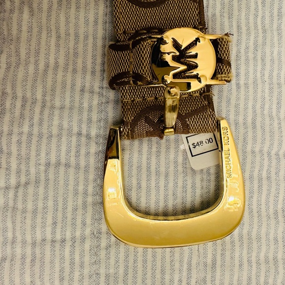 Michael Kors Women’s brown Monogram Belt With Gold Buckle Sz M - Picture 4 of 4